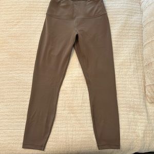 Lululemon Wunder Train Contor Fit 25” leggings